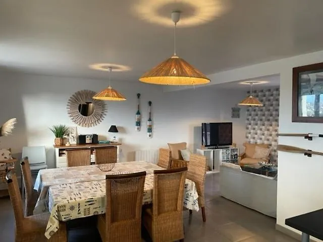 Apartment 4 Etoiles App De Charme 3 Chambres, Jardin Et Vue Mer Erquy